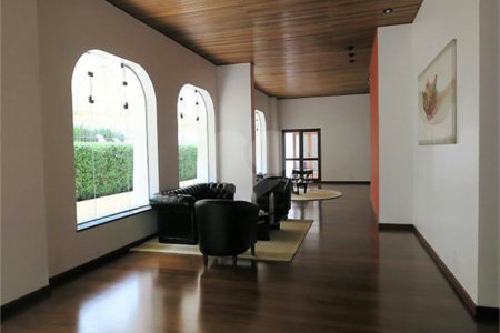 Apartamento à venda com 3 quartos, sendo 1 suíte,  em Real Parque, São Paulo, SP