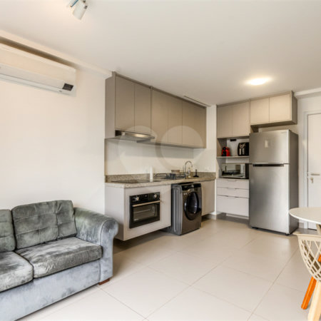 Apartamento à venda ou para alugar com 1 suíte em Jardim das Bandeiras, São Paulo, SP