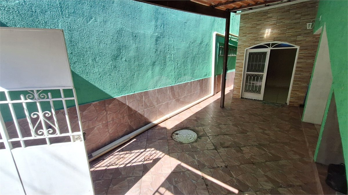 Sobrado à venda com 2 quartos em Campo Grande, Rio de Janeiro, RJ