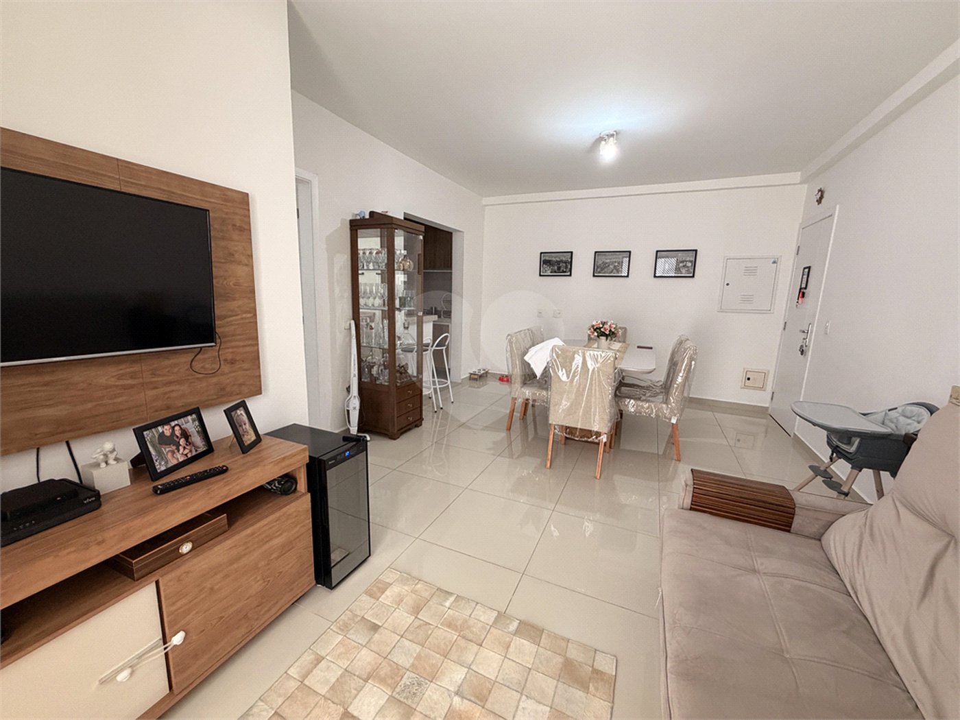 Apartamento à venda ou para alugar com 3 quartos, sendo 1 suíte, em Vista Alegre, Vinhedo, SP