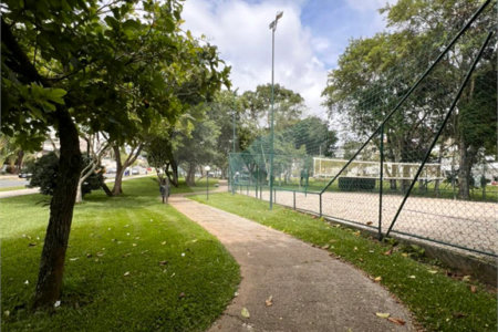 Sobrado à venda com 5 quartos, sendo 3 suítes,  em Real Park Mogi, Mogi das Cruzes, SP