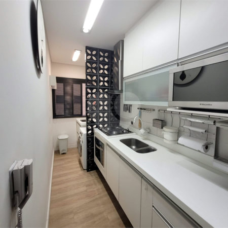 Apartamento à venda com 3 quartos, sendo 1 suíte, no Centro, Vinhedo, SP
