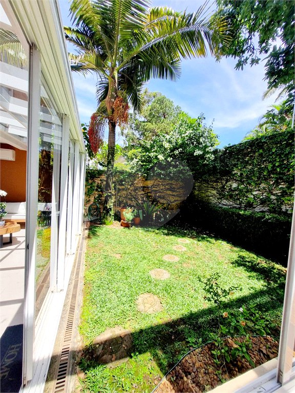 Casa à venda com 3 suítes no condomínio Villa Splendore, São Paulo - SP