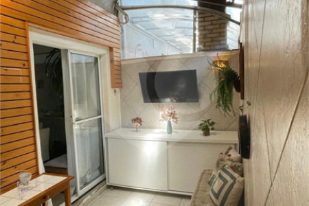Casa à venda ou para alugar com 3 quartos, sendo 1 suíte, no condomínio Liberty Village, São Paulo - SP