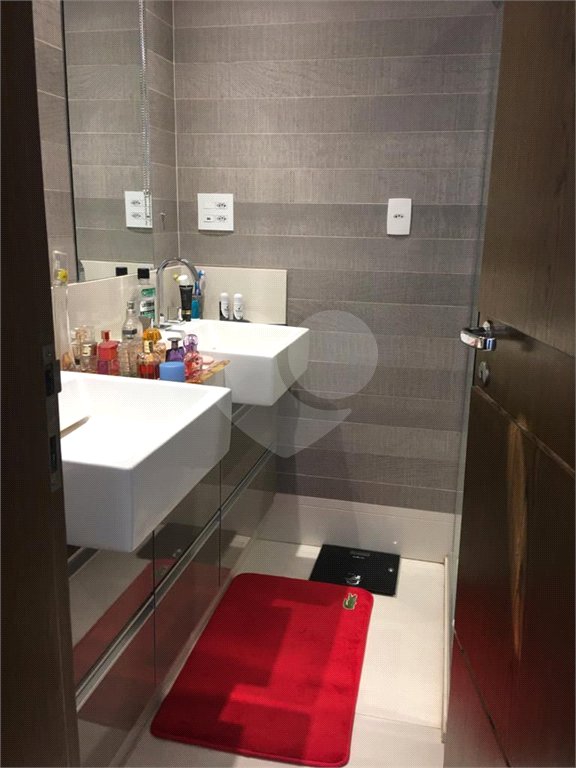 Apartamento à venda com 1 suíte em Vila Nova Conceição, São Paulo, SP
