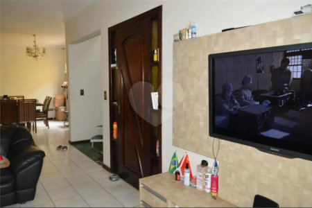 Casa à venda com 3 quartos, sendo 1 suíte,  em Vila Monumento, São Paulo, SP