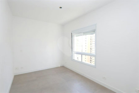 Apartamento à venda com 2 quartos em Vila Suzana, São Paulo, SP