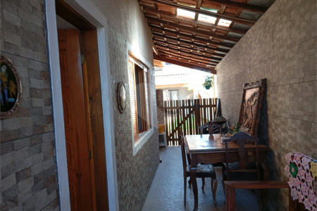 Casa à venda com 4 quartos, sendo 2 suítes,  em Guaxinduva, Atibaia, SP