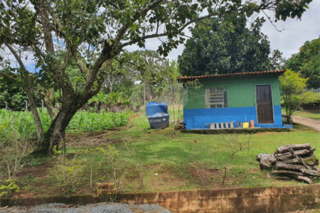 Chácara à venda com 4 quartos, sendo 1 suíte, no Centro, Santa Isabel, SP