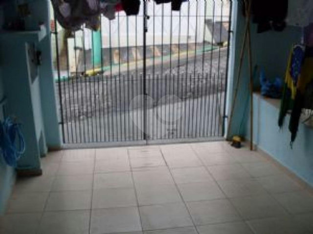 Sobrado à venda com 3 quartos em Tremembé, São Paulo, SP