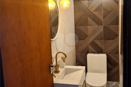 Casa à venda com 2 quartos no condomínio Karolyne, Votorantim - SP
