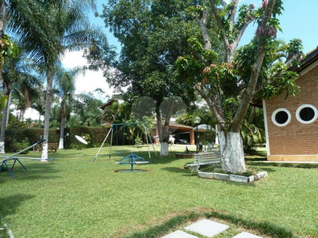Chácara à venda com 3 quartos, sendo 1 suíte,  em Vila Salles, Atibaia, SP