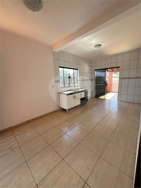 Sobrado à venda ou para alugar com 4 quartos, sendo 2 suítes, em Vila Lacíria, Ponta Porã, MS