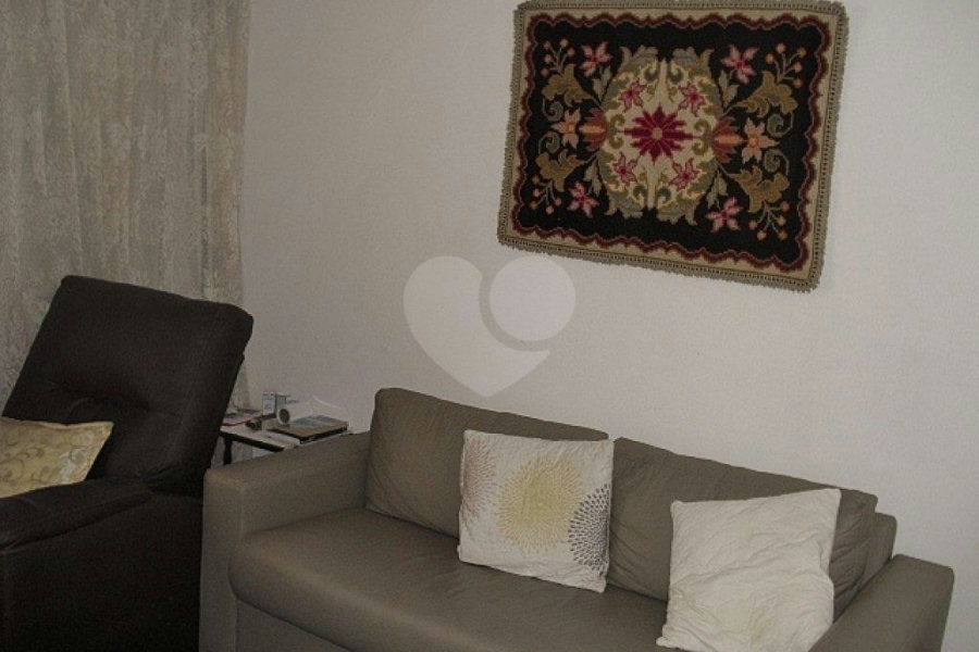 Sobrado à venda com 4 quartos, sendo 1 suíte, em Jardim São Paulo(zona Norte), São Paulo, SP