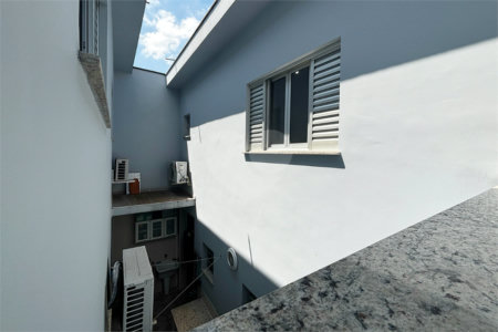 Casa à venda com 5 quartos, sendo 1 suíte, em Jardim Caravelas, São Paulo, SP