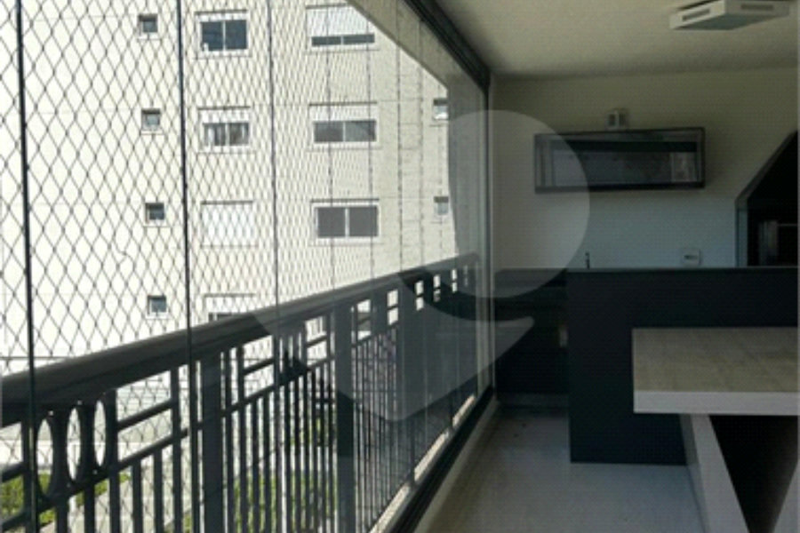 Apartamento para alugar com 3 suítes em Santana, São Paulo, SP