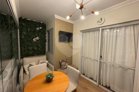 Apartamento à venda com 3 quartos, sendo 1 suíte, em Santa Teresinha, São Paulo, SP
