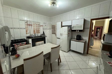 Casa à venda com 3 quartos, sendo 1 suíte, em Morada do Sol, Itapetininga, SP