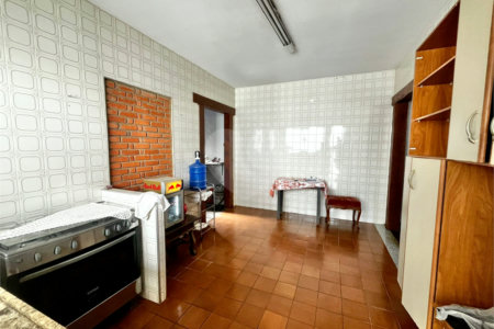 Casa à venda com 3 quartos, sendo 1 suíte, no Centro, Itapetininga, SP