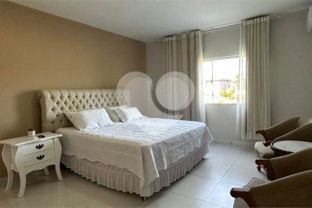 Casa à venda com 3 quartos, sendo 1 suíte, em Outerio da Glória, Porto Seguro, BA