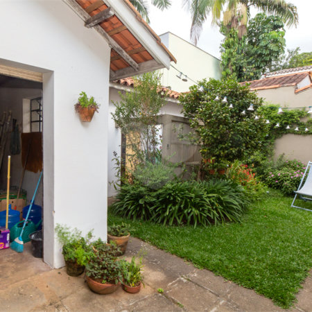 Casa à venda com 3 quartos, sendo 1 suíte, em Alto da Boa Vista, São Paulo, SP
