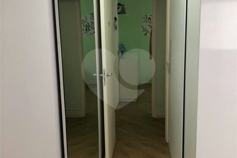 APARTAMENTO COM 132m² - 3 DORMITÓRIOS (SENDO 1 SUÍTE)