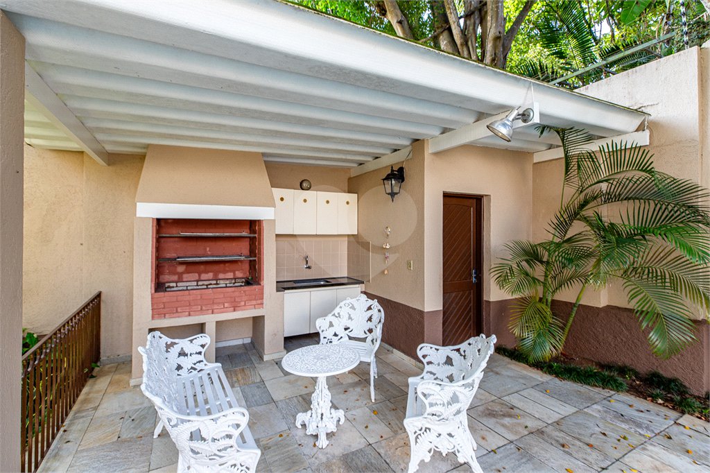 Casa de Vila à venda com 3 quartos, sendo 1 suíte, em Alto da Boa Vista, São Paulo, SP
