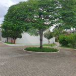 Casa à venda com 2 quartos, sendo 1 suíte,  no condomínio Flamboyant, São Paulo - SP