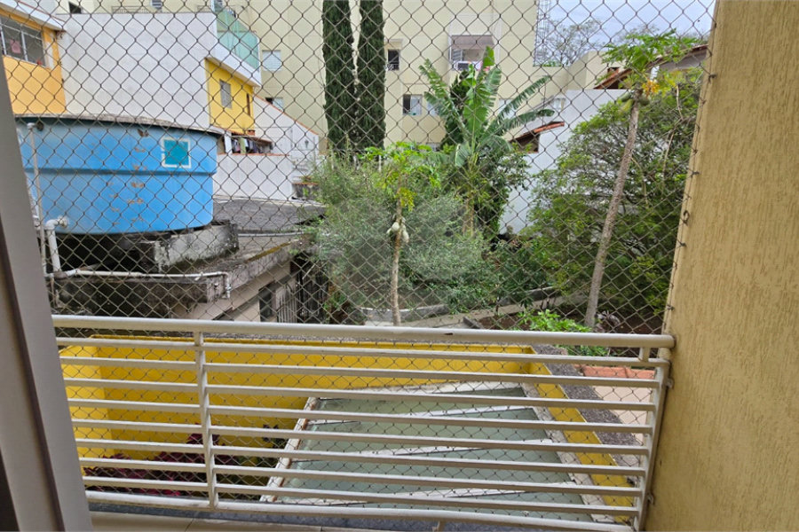 Sobrado à venda com 3 quartos, sendo 1 suíte, em Vila Clarice, São Paulo, SP