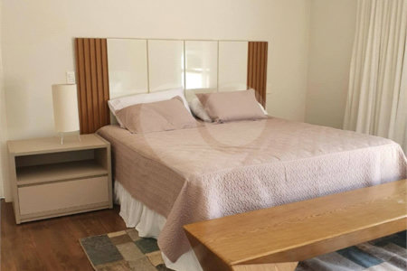 Casa à venda com 5 quartos, sendo 4 suítes, no condomínio Sol Vinhedo, Vinhedo - SP