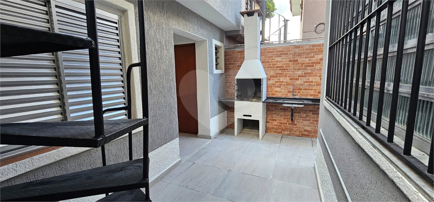 Sobrado à venda com 3 quartos, sendo 2 suítes, em Ferreira, São Paulo, SP