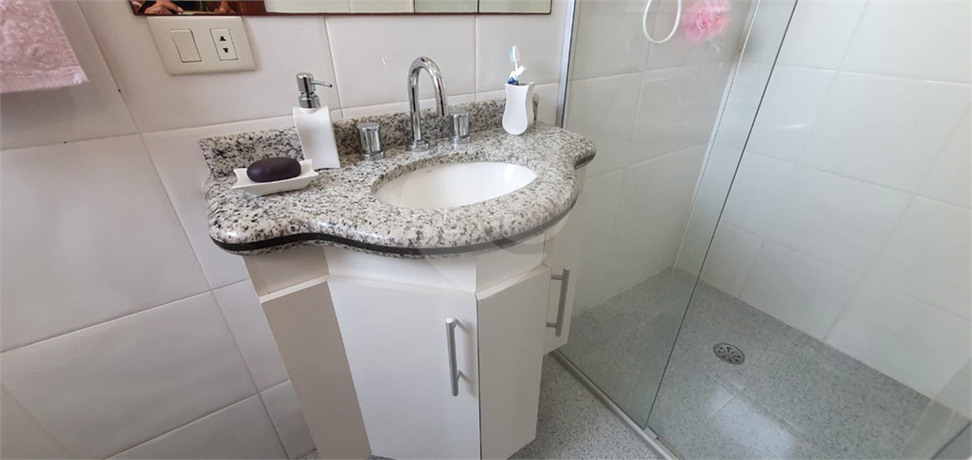 Apartamento à venda com 3 suítes em Vila Paulicéia, São Paulo, SP