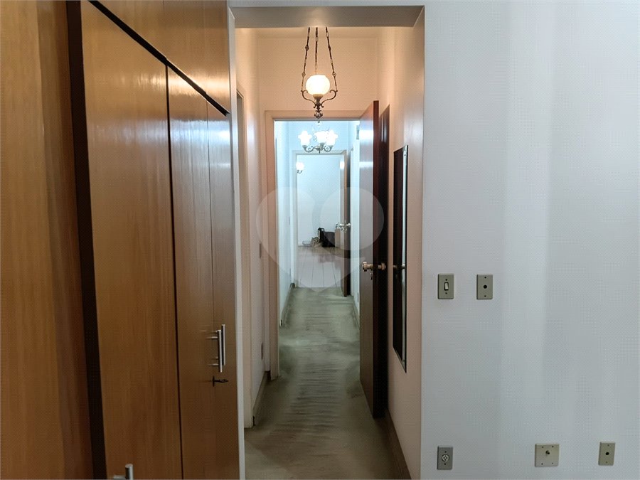 Apartamento à venda com 3 quartos, sendo 1 suíte,  em Higienópolis, São Paulo, SP