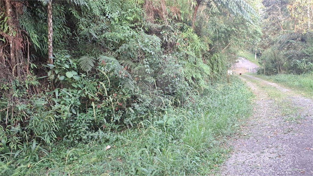 Terreno à venda no condomínio Associação Reserva das Hortênsias, Mairiporã - SP