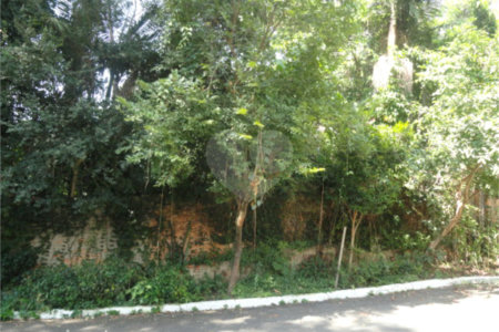 Terreno à venda em Vila Irmãos Arnoni, São Paulo, SP