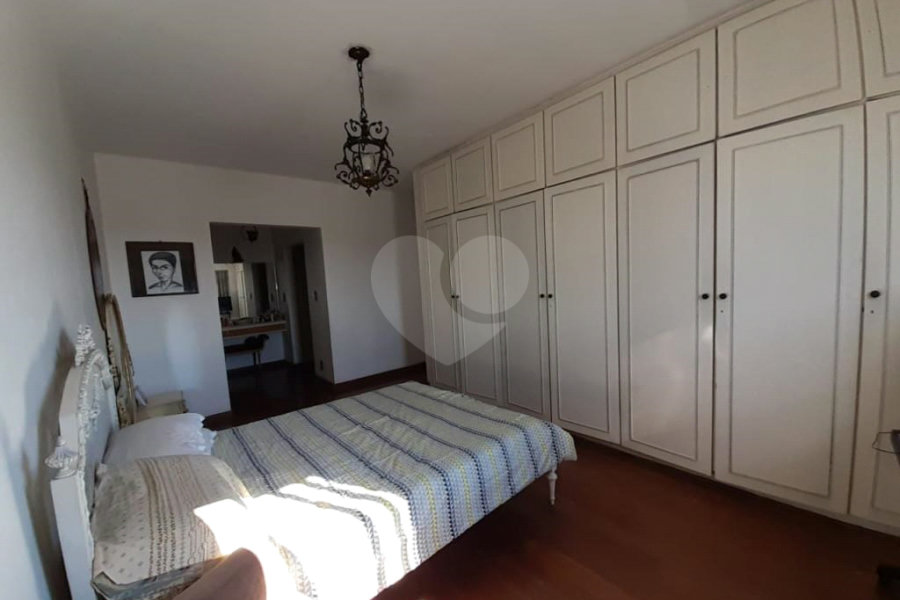 Sobrado à venda com 3 quartos, sendo 1 suíte, em Vila Mariana, São Paulo, SP