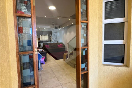 Sobrado à venda com 3 quartos, sendo 1 suíte, em Jardim Popular, São Paulo, SP