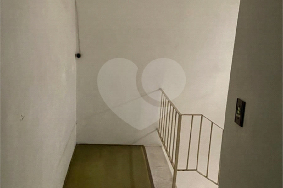 Sobrado à venda com 3 quartos, sendo 1 suíte,  em Parada Inglesa, São Paulo, SP
