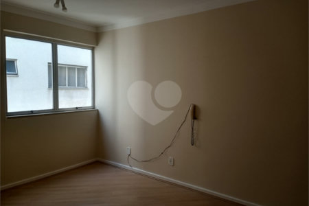Apartamento em Santa Cecília com 1 vaga de garagem
