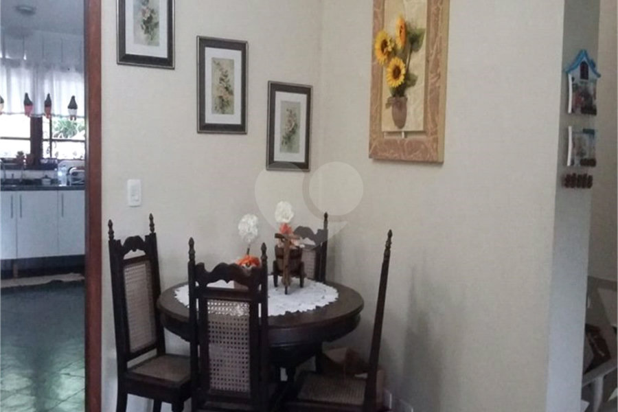 Casa à venda com 5 quartos, sendo 2 suítes, no condomínio Alpes da Cantareira, Mairiporã - SP