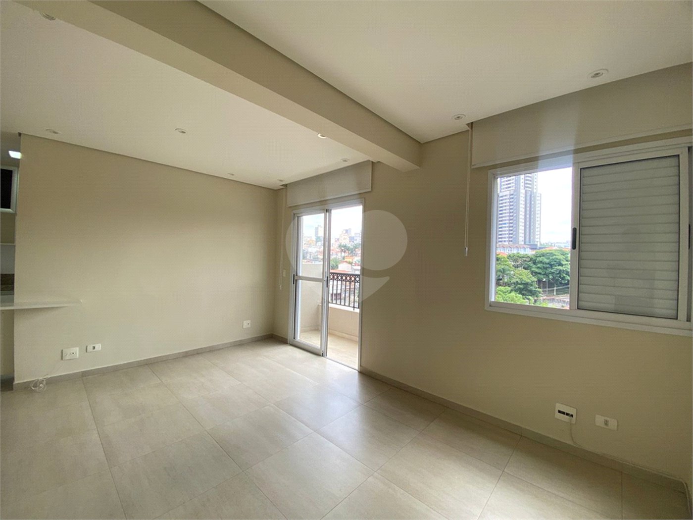 Apartamento à venda ou para alugar com 2 quartos, sendo 1 suíte, em Parada Inglesa, São Paulo, SP