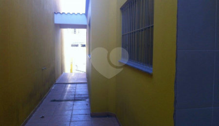 Sobrado à venda com 3 quartos, sendo 1 suíte, em Parada Inglesa, São Paulo, SP