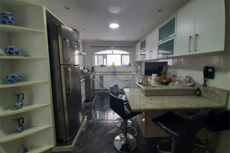Sobrado à venda com 3 quartos, sendo 1 suíte, em Vila Medeiros, São Paulo, SP