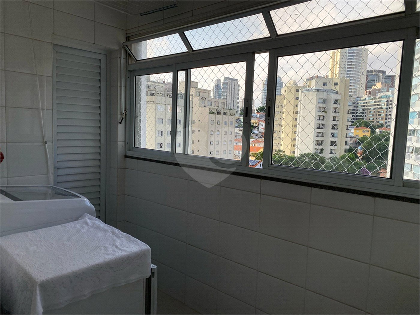Apartamento para alugar com 2 quartos, sendo 1 suíte, em Alto da Lapa, São Paulo, SP