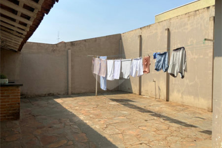 Casa à venda com 3 quartos, sendo 1 suíte, no Centro, Araraquara, SP