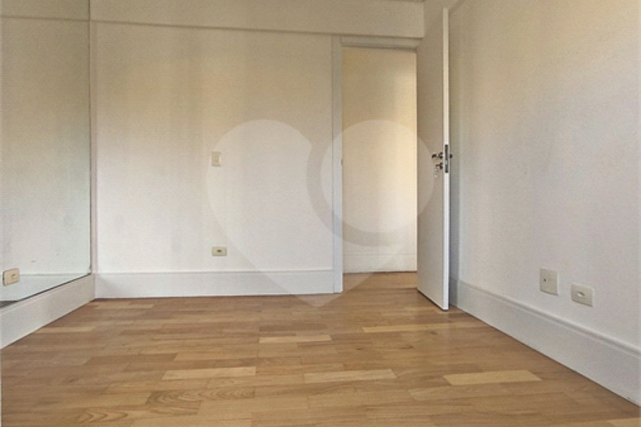 Apartamento à venda com 4 quartos, sendo 3 suítes, em Santana, São Paulo, SP