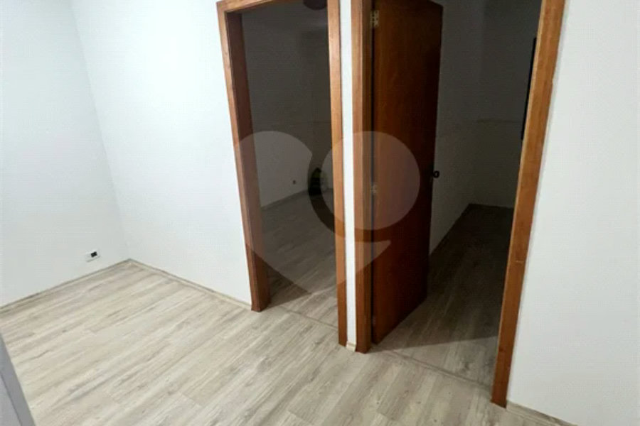 Casa à venda com 3 quartos, sendo 1 suíte, em Conjunto Residencial Vista Verde, São Paulo, SP