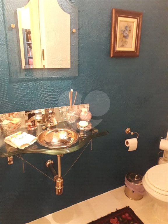 Casa à venda com 3 quartos, sendo 1 suíte, em Campo Belo, São Paulo, SP