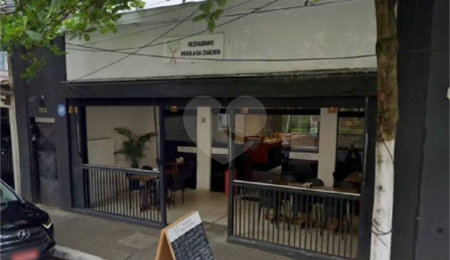 Sobrado à venda com 12 quartos em Freguesia do Ó, São Paulo, SP