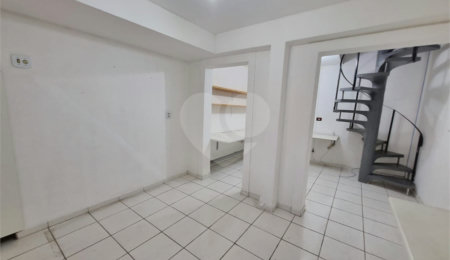 Sobrado à venda com 3 quartos, sendo 1 suíte,  em Jardim Ester Yolanda, São Paulo, SP